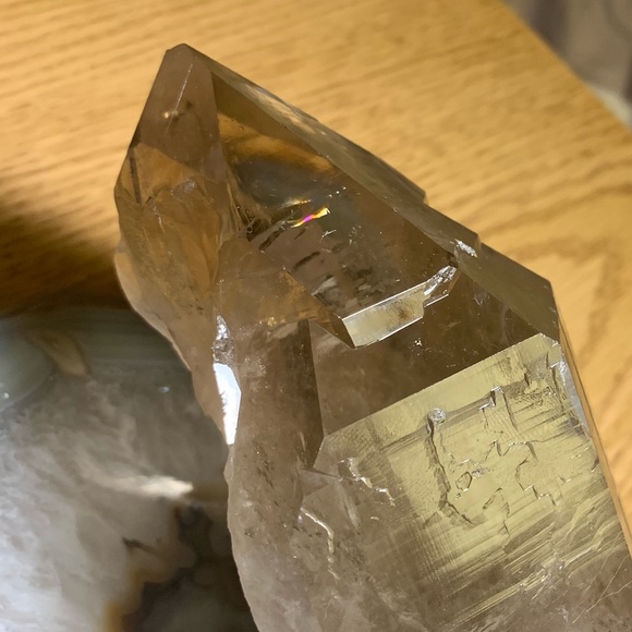 SOLD🔴🔴🔴MASSIVE! 2.6 Lb Skeletal Quartz Point - Picture 5 of 8